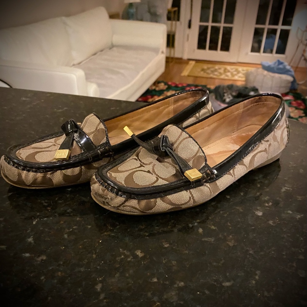 COACH—Classic Black & Tan Loafers, Size 8